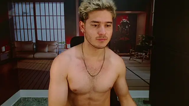 RayanLynxx live sex cam