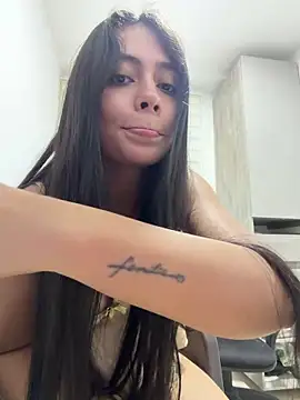 Sophie__Foxxx live sex cam