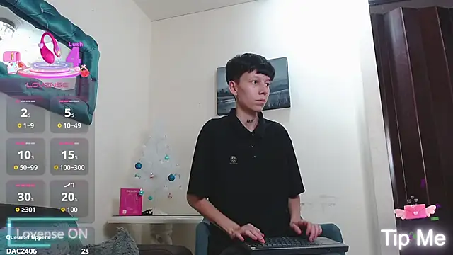 LiamBrown09's cam snapshot