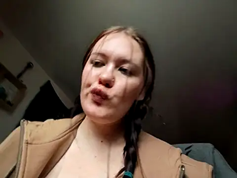 yanderephobia's cam snapshot