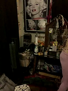 blondebarbiebae's cam snapshot