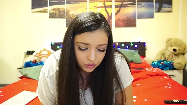 adelline's cam snapshot