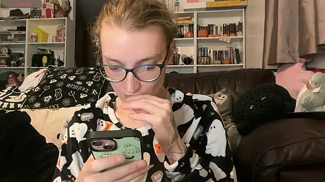 harleyblair's cam snapshot