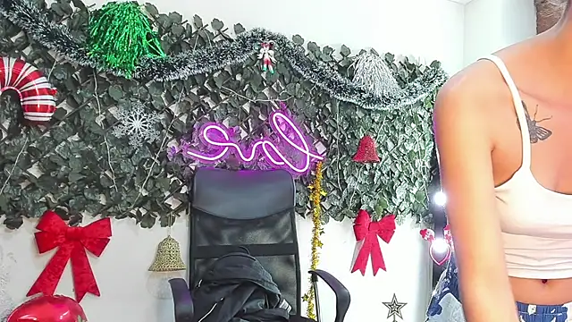 Samanta_Ortiz's cam snapshot