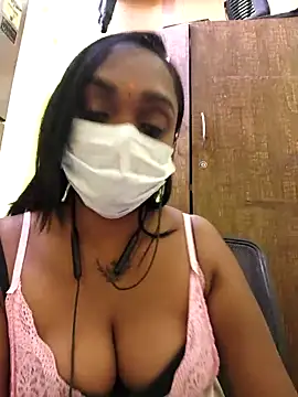 Dharshini98's cam snapshot