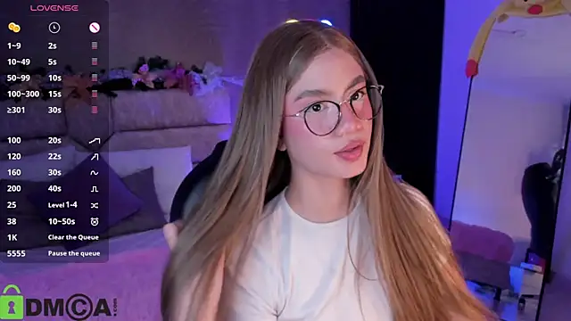 Arinextdoor's cam snapshot