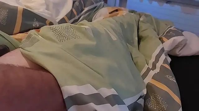 Ettarak live sex cam