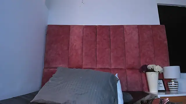 kittyy_milk_001's cam snapshot