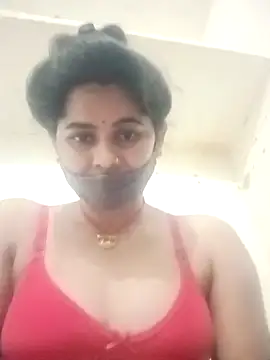 JULEE-740's cam snapshot