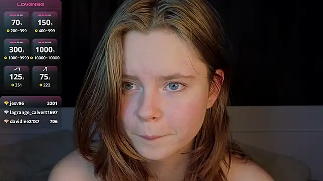 JulietteRain live sex cam