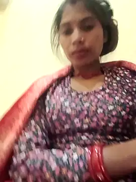 Veshali_Love143's cam snapshot