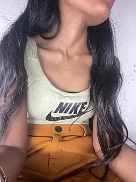 Babydholl768 live sex cam