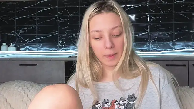 EngelFugler's cam snapshot