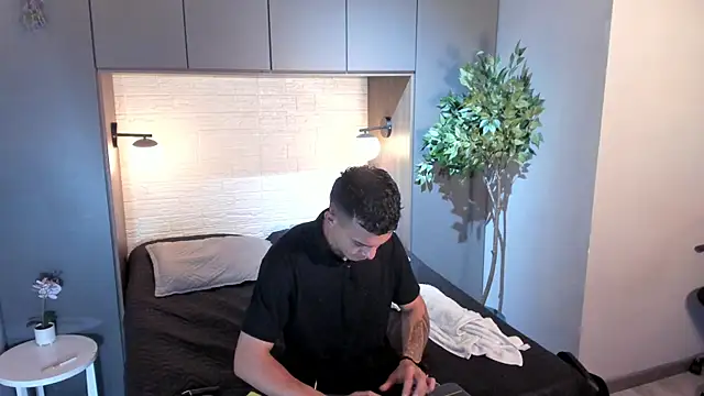 MrJustin_ live sex cam