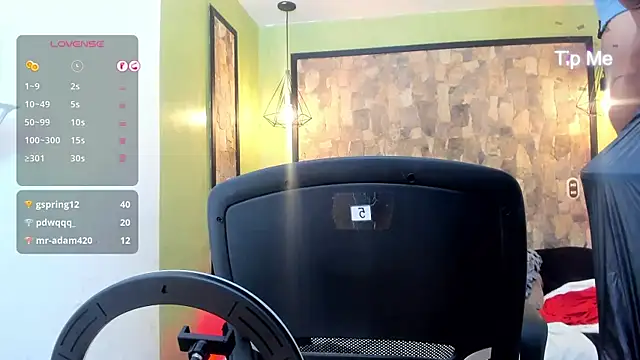 ApoloCruz live sex cam