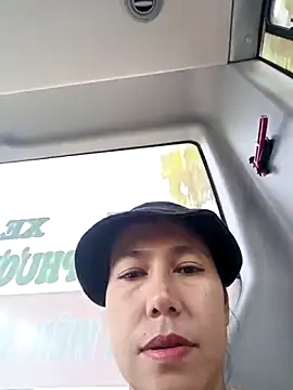 2HotAsain4u live sex cam