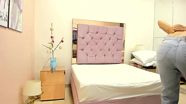 zenda_bianchi's cam snapshot