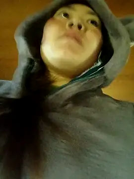 Lolomty's cam snapshot