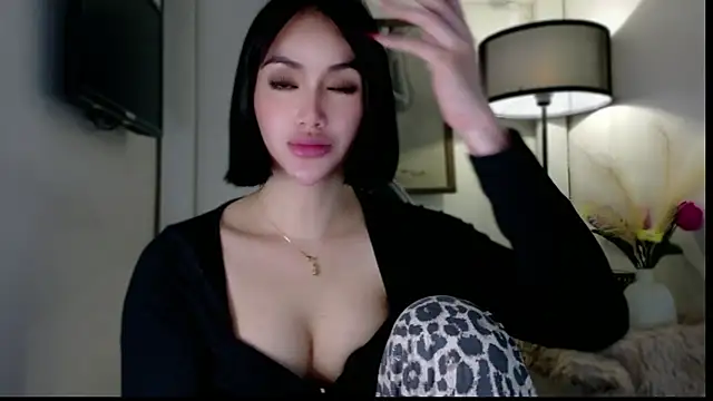 Anna_HollyDoll live sex cam