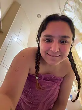 Luisa_Hall live sex cam