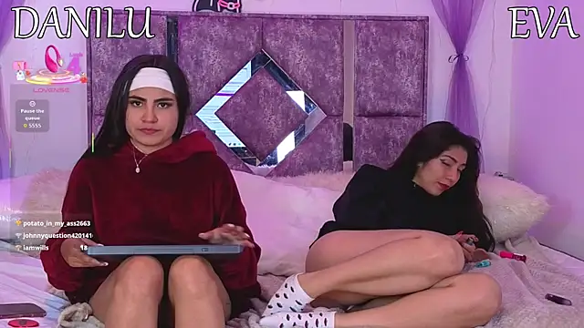 danilu_and_eva21's cam snapshot