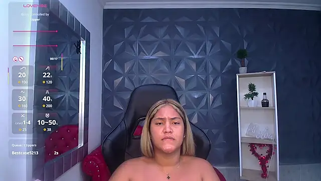 Cristal_War's cam snapshot