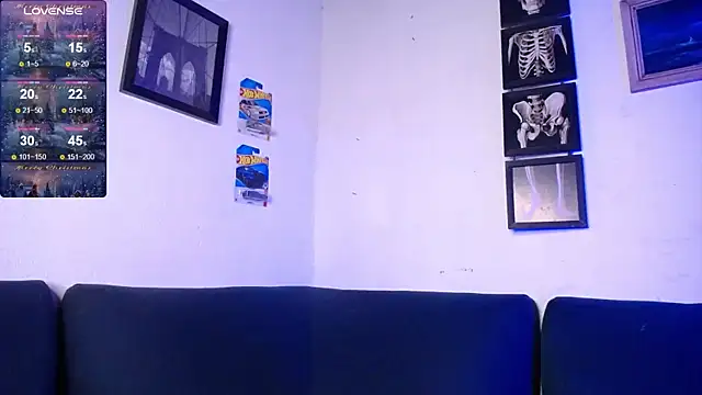 JamesCr_ live sex cam