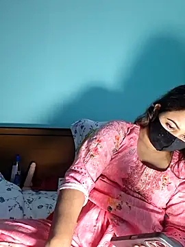 Bristy- live sex cam