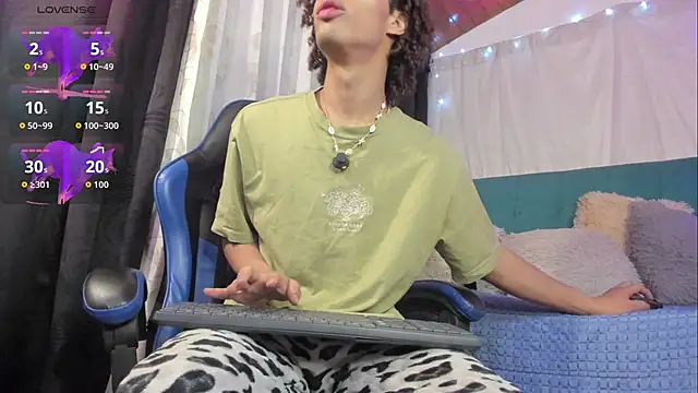 kleo_helenos live sex cam