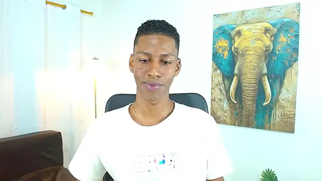 maiki18_ live sex cam