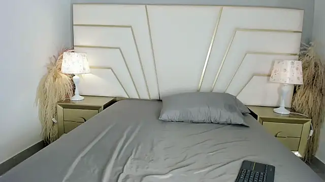 Zara_Vidal's cam snapshot