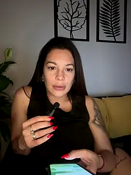 Flor_aura30's cam snapshot