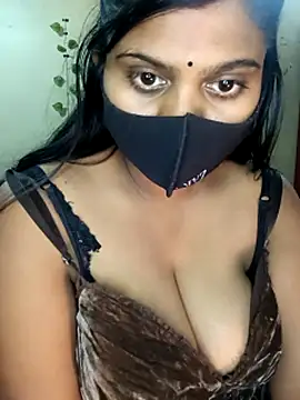 Reena_couple502 live sex cam