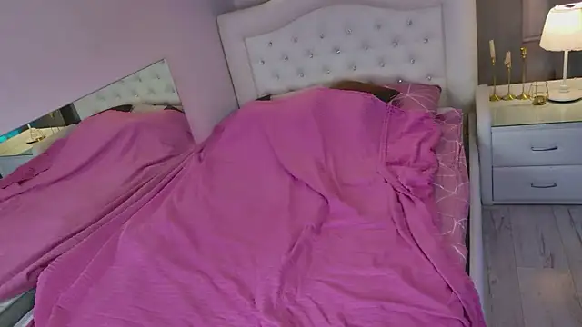 Mikka_Blush's cam snapshot