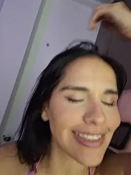 heyshaa live sex cam