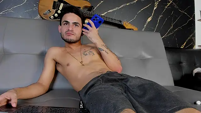 master_king_777's cam snapshot