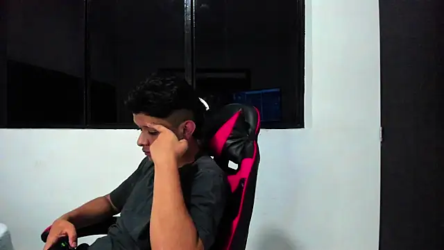 NathanBrookhs's cam snapshot