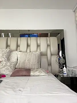 ALISSON_FOXXX1 live sex cam