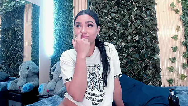 KhateAndersson's cam snapshot