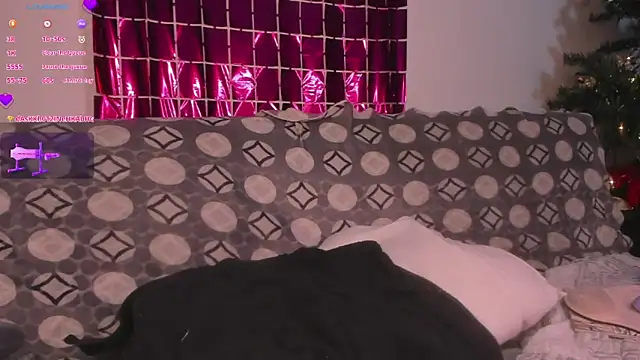 MiaGoth_'s cam snapshot