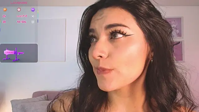 ariana_bae_'s cam snapshot