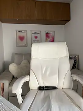 maddy_bronw_'s cam snapshot