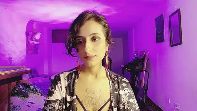 atenea_dragon__'s cam snapshot