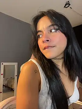 sophie_banks's cam snapshot