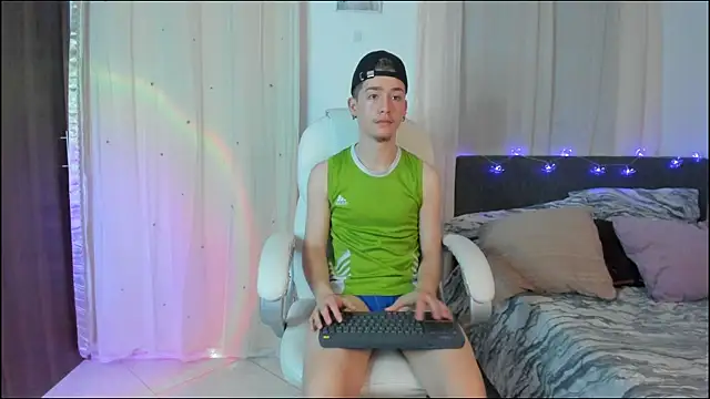 ThiagooJames's cam snapshot