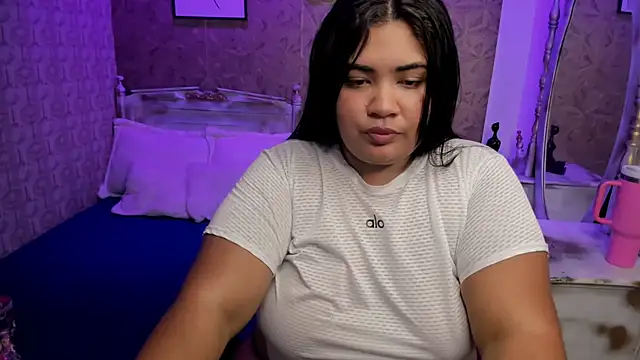 Sara_clk's cam snapshot