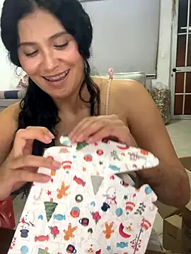 kinky_mila@xh live sex cam