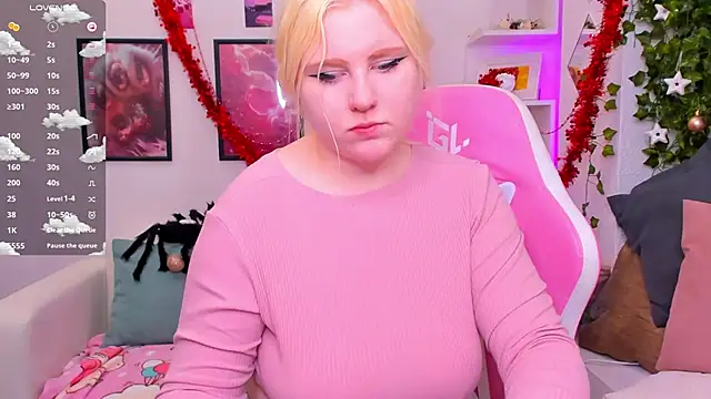 art_lovee's cam snapshot