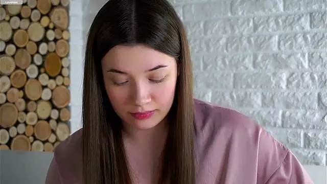 LowOncoming live sex cam