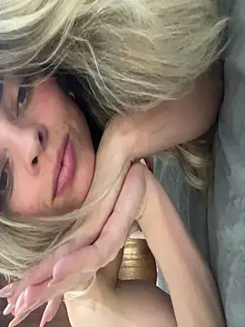 SweetGraciosa live sex cam